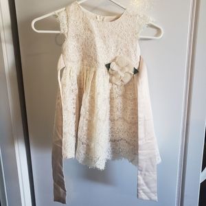 Girls dress
